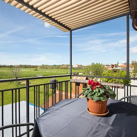 Countryside Manu Apartment